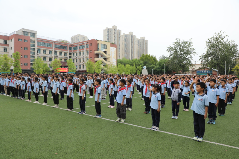 附属学校举行秋季新学期开学典礼